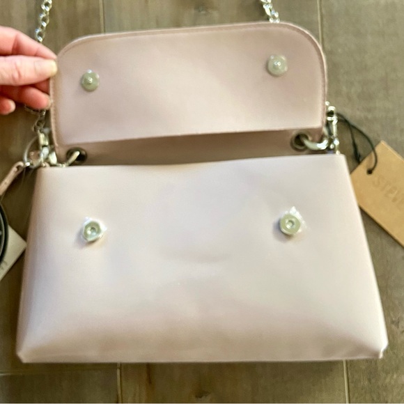 Steve Madden BShine Patent Crossbody in Pink - Picture 10 of 16